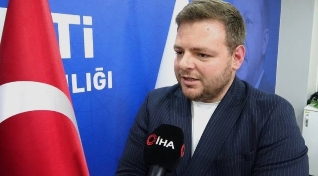 AK Parti Kütahya Gençlik Kolları Başkanı Göktekin görevi bıraktı