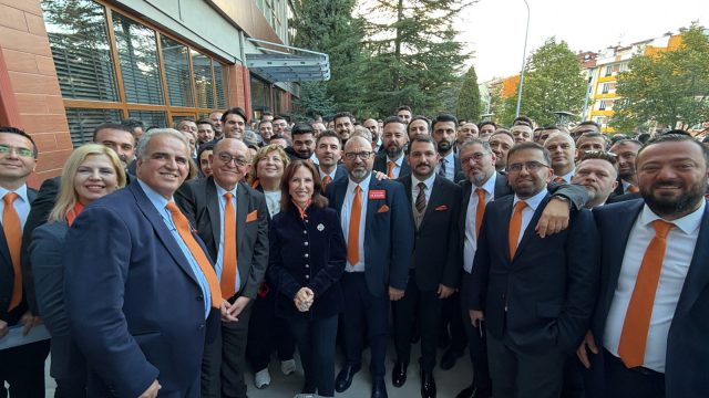 KUTSO’da zafer ‘Turuncu Liste’nin! Esin Güral Argat’tan ilk mesaj